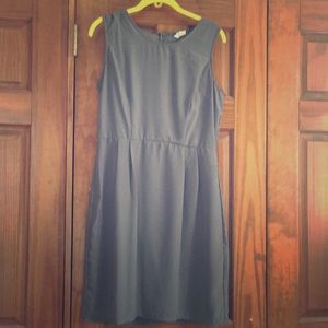 Gray sleeveless dress